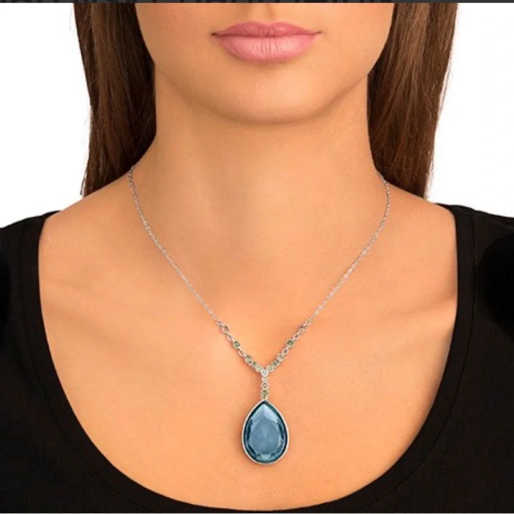 AUTHENTIC Swarovski Montana Blue Meringue Large Teardrop Necklace NIB